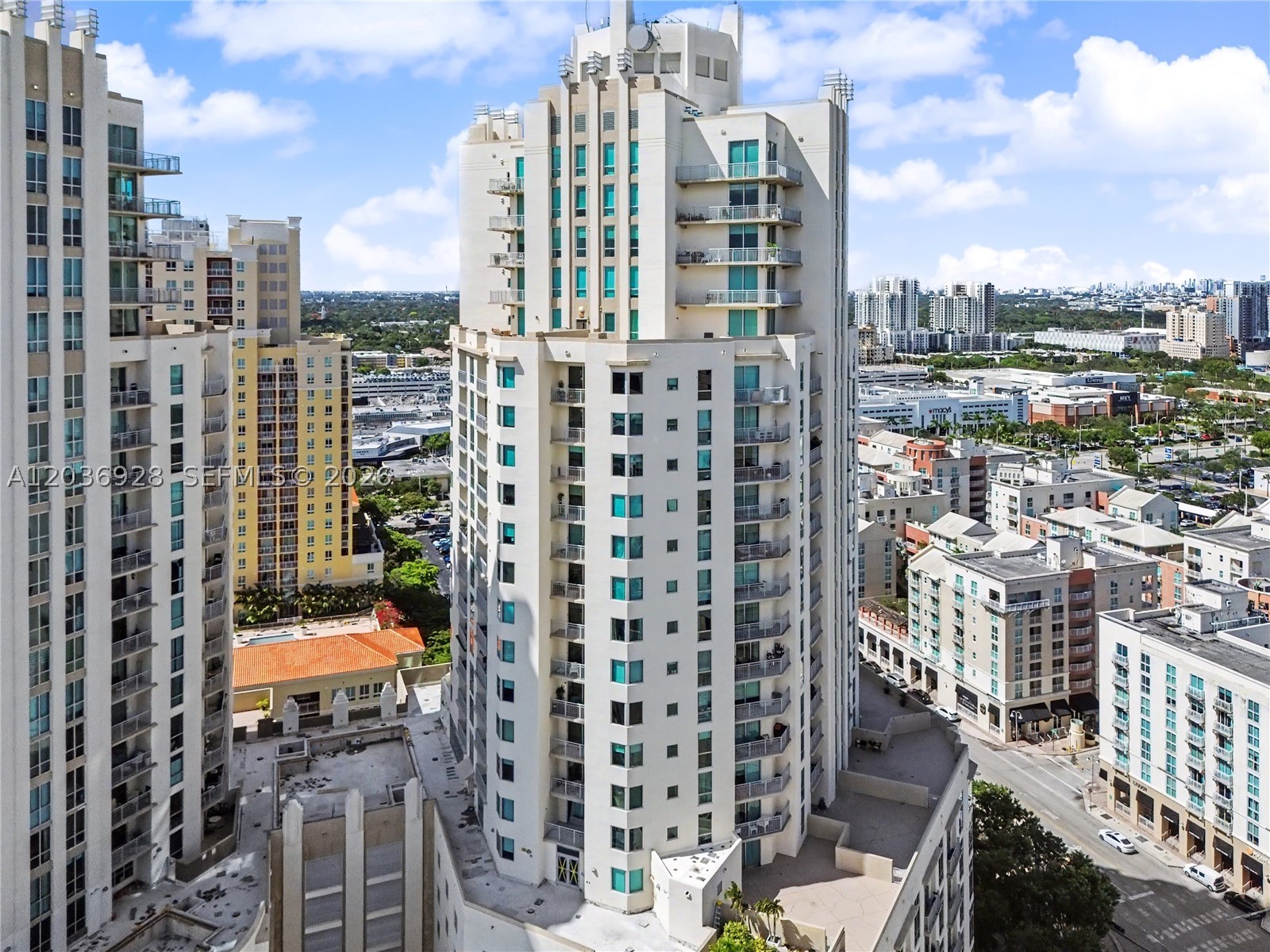 METROPOLIS I AT DADELAND - Residential Lease