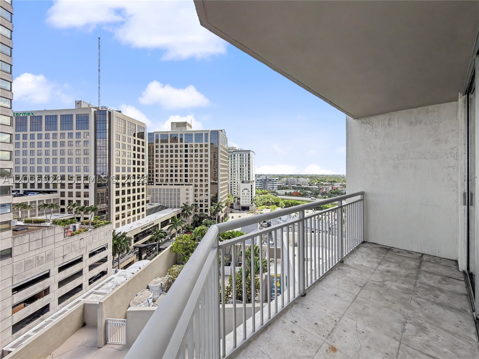 METROPOLIS I AT DADELAND - Residential Lease