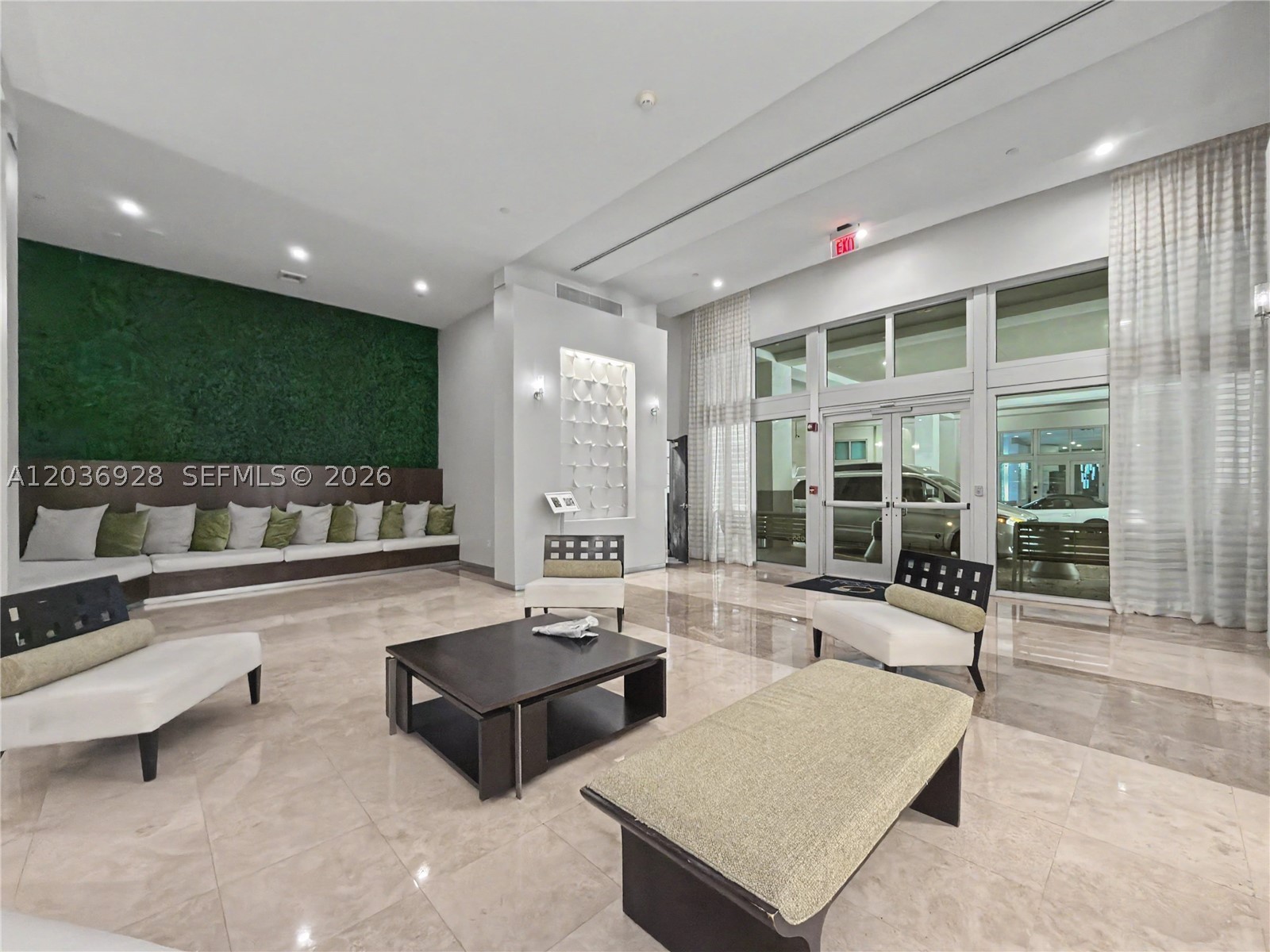 METROPOLIS I AT DADELAND - Residential Lease