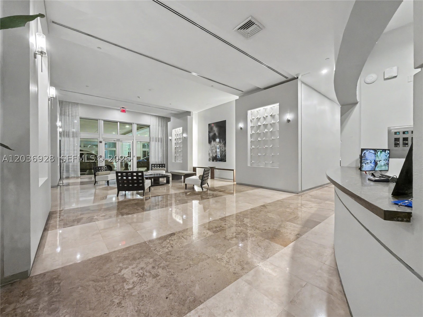 METROPOLIS I AT DADELAND - Residential Lease