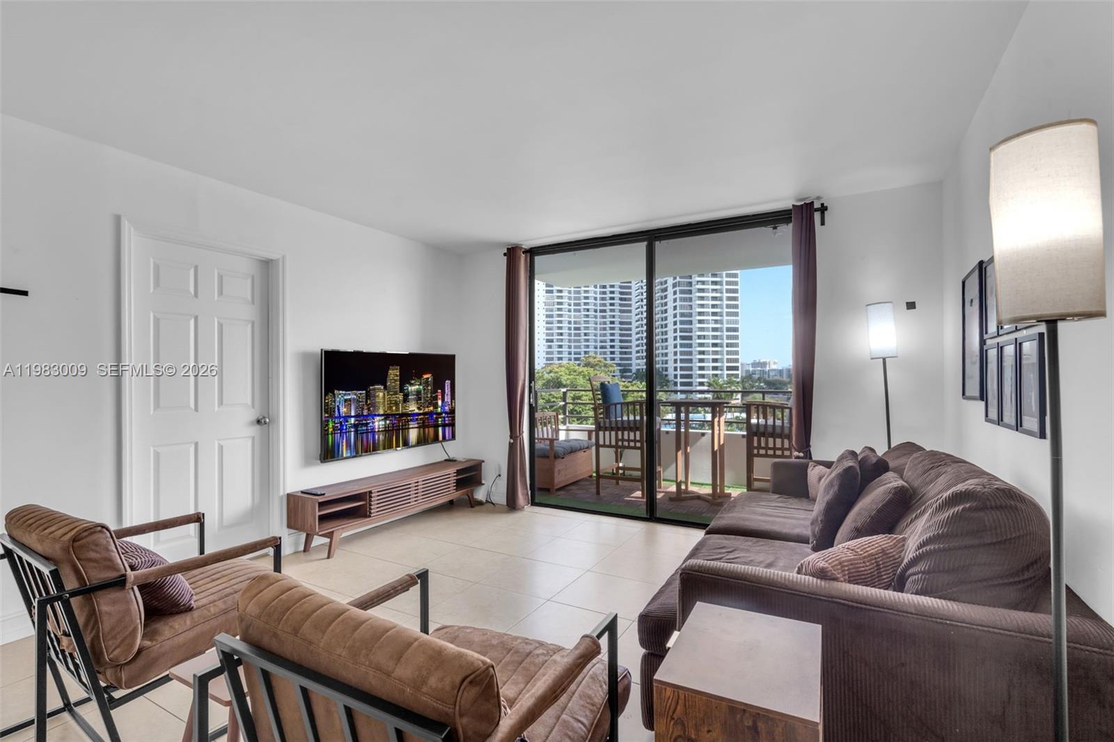 OLYMPUS CONDO PHASE - Residential