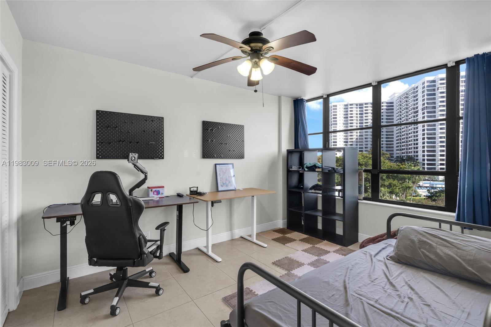 OLYMPUS CONDO PHASE - Residential