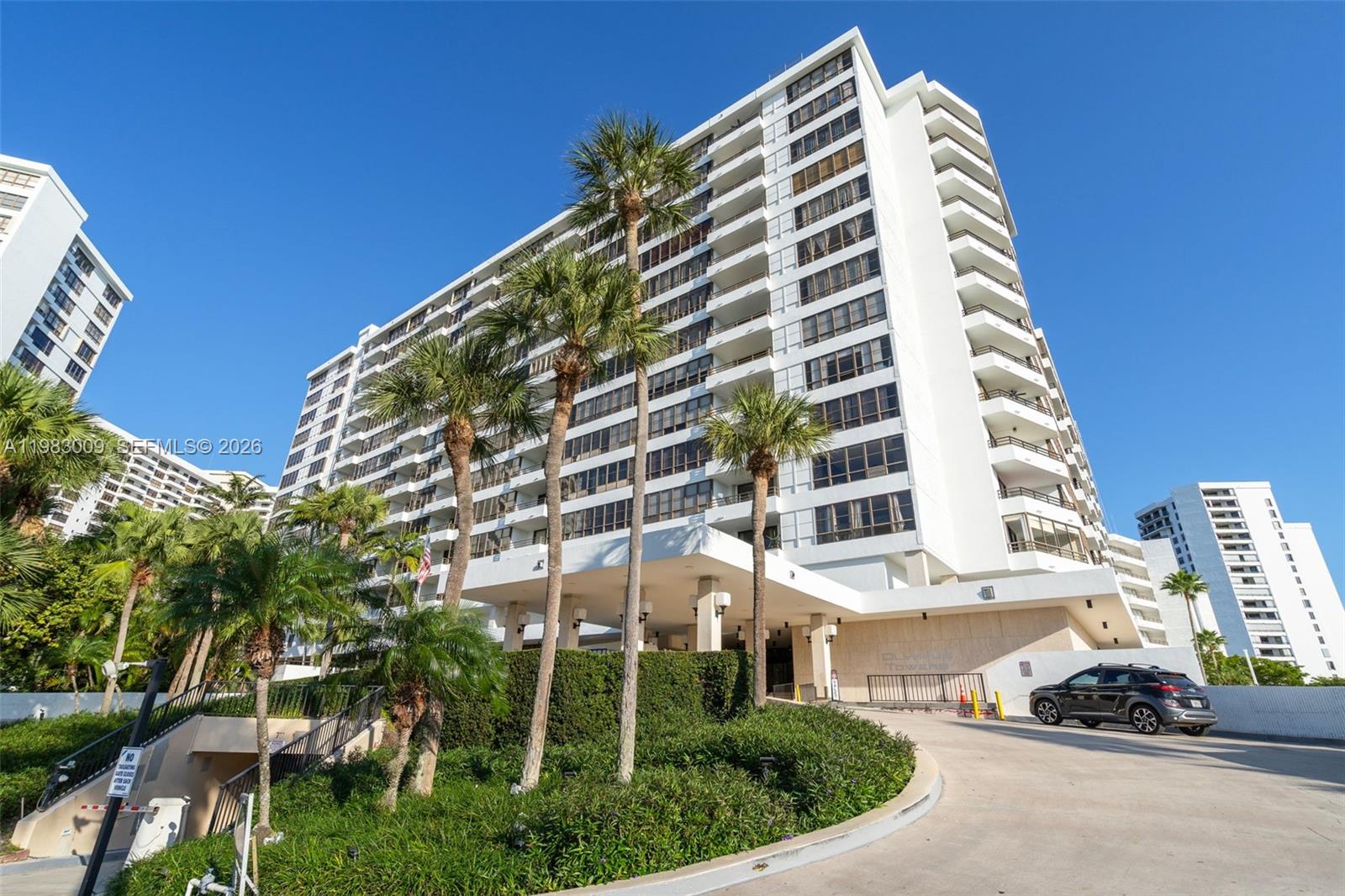 OLYMPUS CONDO PHASE - Residential