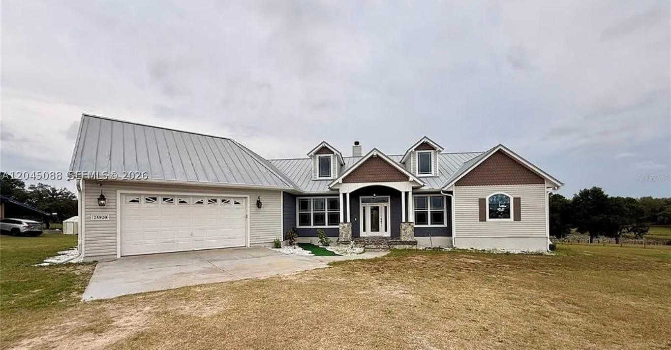 Experience total privacy and peaceful country living on 11 breathtaking acres in Umatilla! This beautifully designed home offers the perfect blend of luxury, space, and tranquility with room to relax, entertain, and enjoy nature all around you! • Seller offering up to $30,000 toward buyer closing costs • Receive a 1-year rate buydown when using our preferred lender • Necessary furniture included with the sale lender • 20 minutes from Eaton’s Beach where you can launch your boat, enjoy waterfront dining, and experience lake life lender • 35 minutes from Juniper Springs, ranked one of the most beautiful natural springs in all of Florida Perfect opportunity for buyers seeking luxury country living with added savings! Imagine