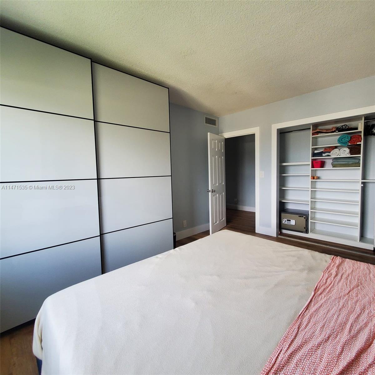 BREAKERS CONDOMINIUM - Residential Lease