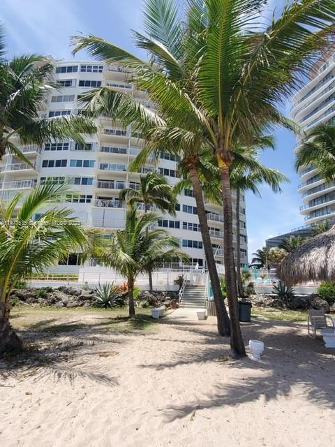 BREAKERS CONDOMINIUM - Residential Lease