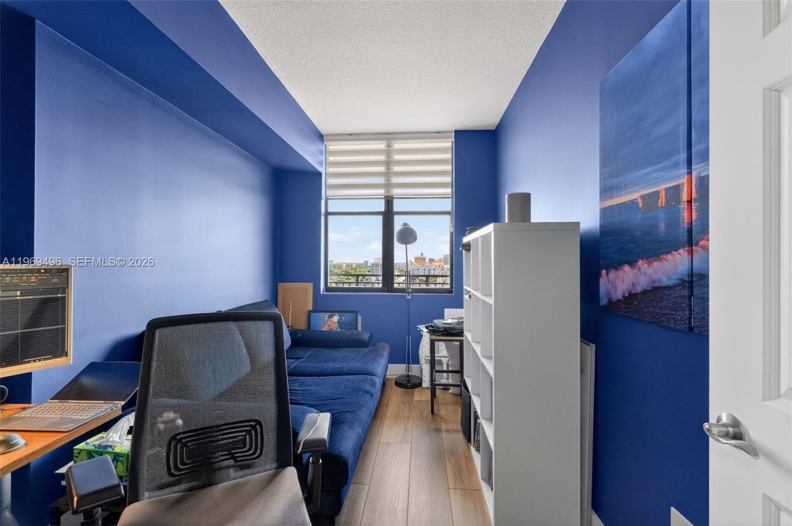 PUERTA DE PALMAS CONDO - Residential