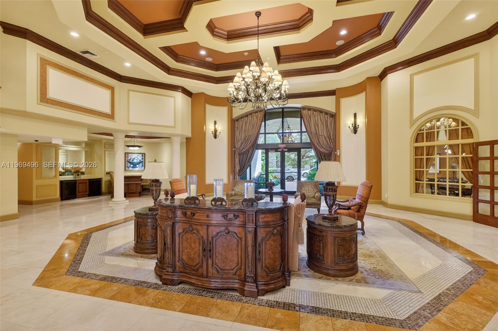 PUERTA DE PALMAS CONDO - Residential