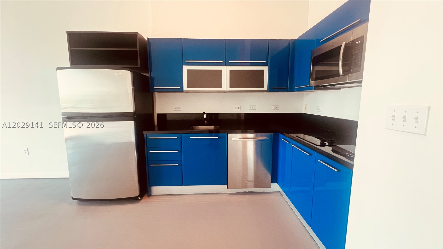VIZCAYNE SOUTH CONDO - Residential Lease