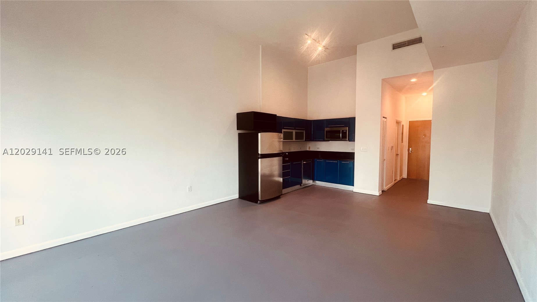 VIZCAYNE SOUTH CONDO - Residential Lease