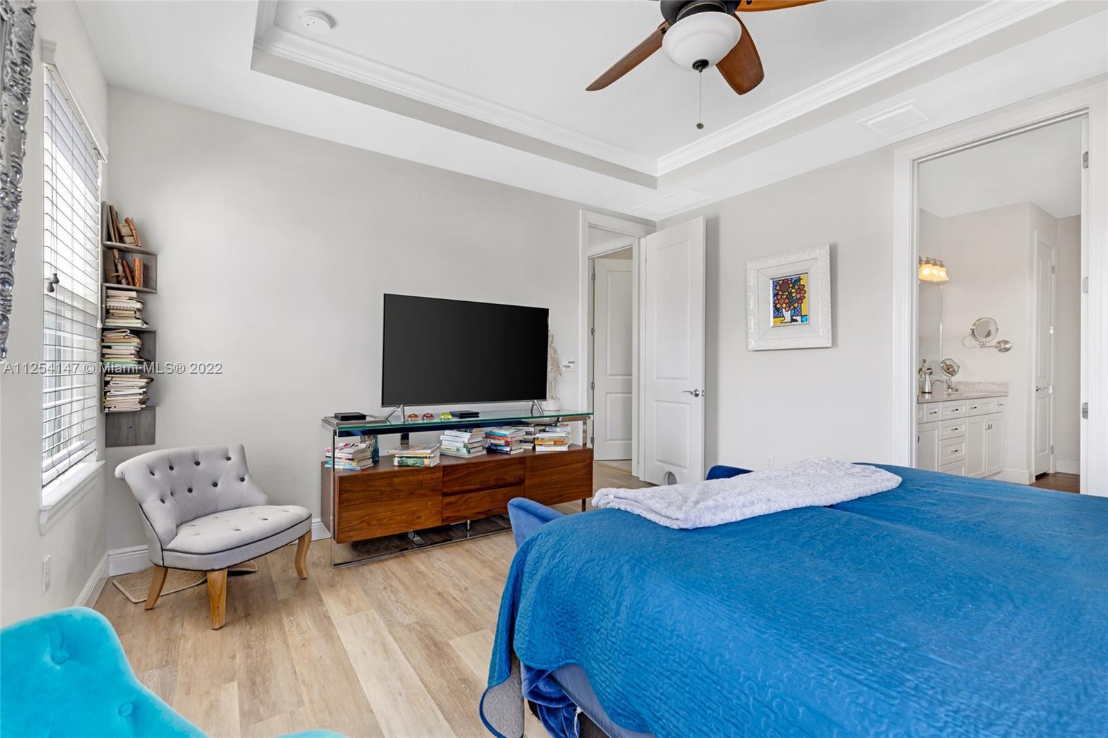 HILLCREST COUNTRY CLUB SO - Residential