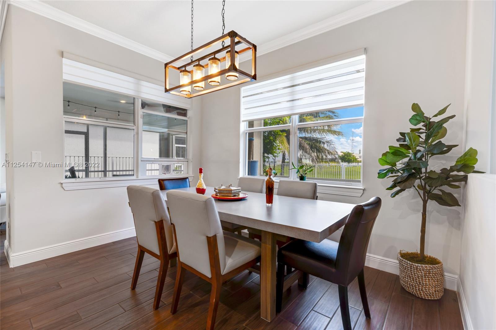 HILLCREST COUNTRY CLUB SO - Residential