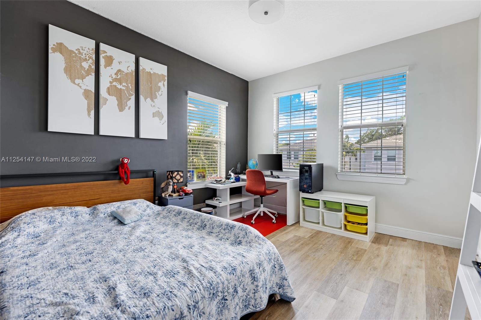 HILLCREST COUNTRY CLUB SO - Residential