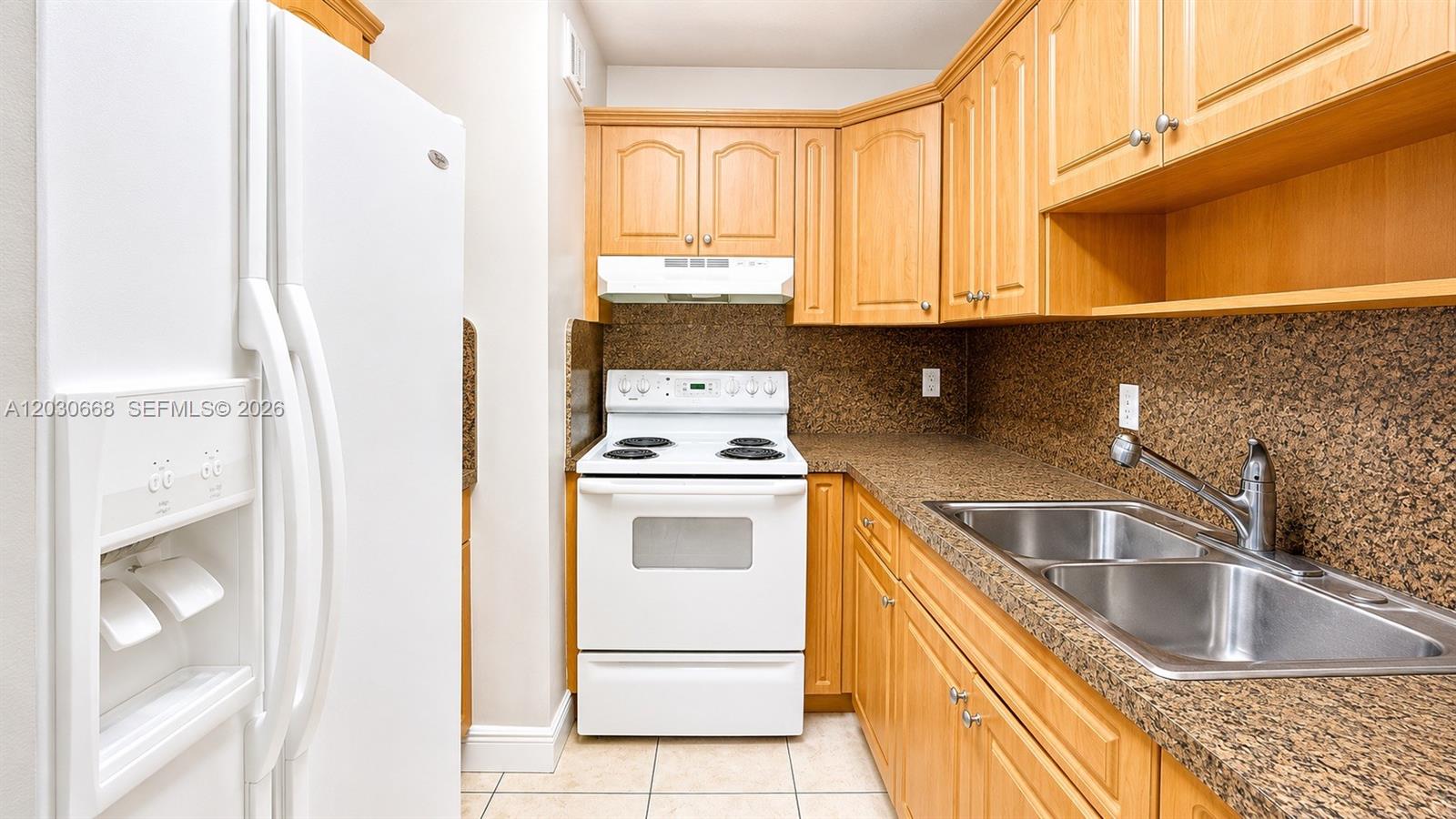 HEATHER WALK CONDO - Residential Lease