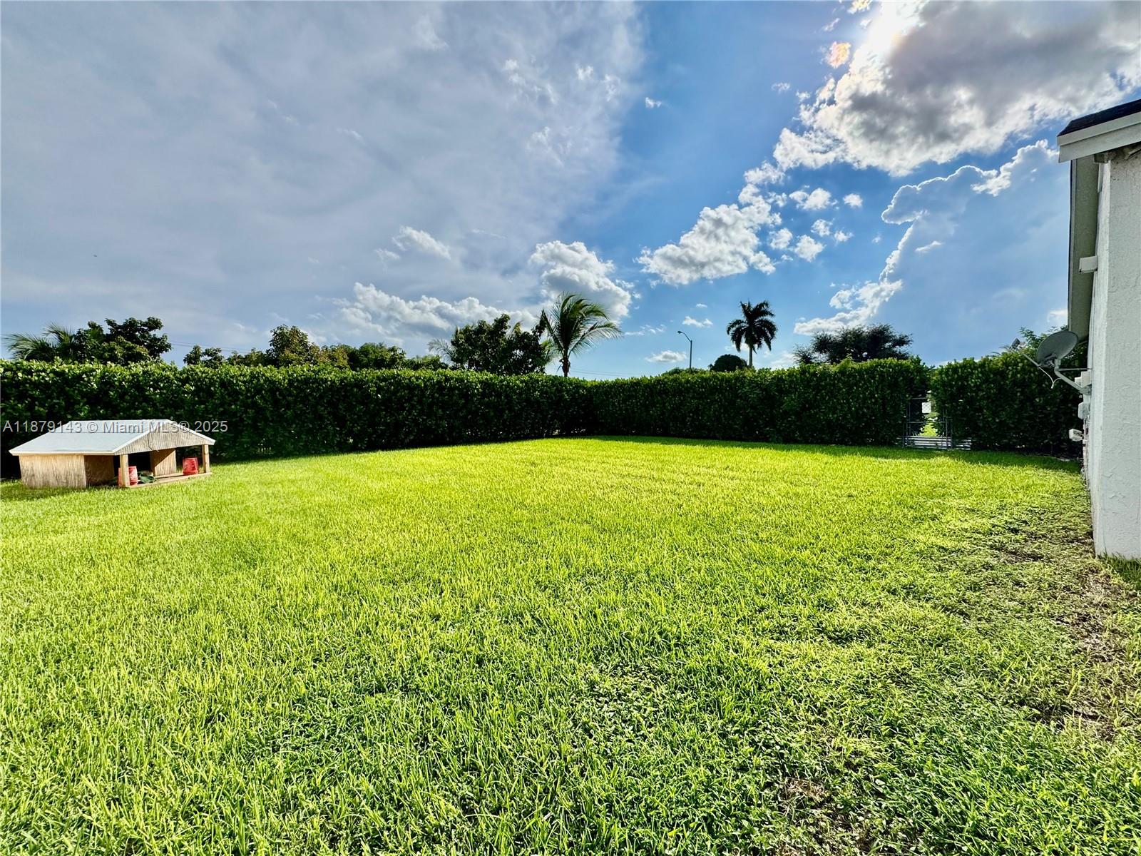 REDLANDS BEST - Residential