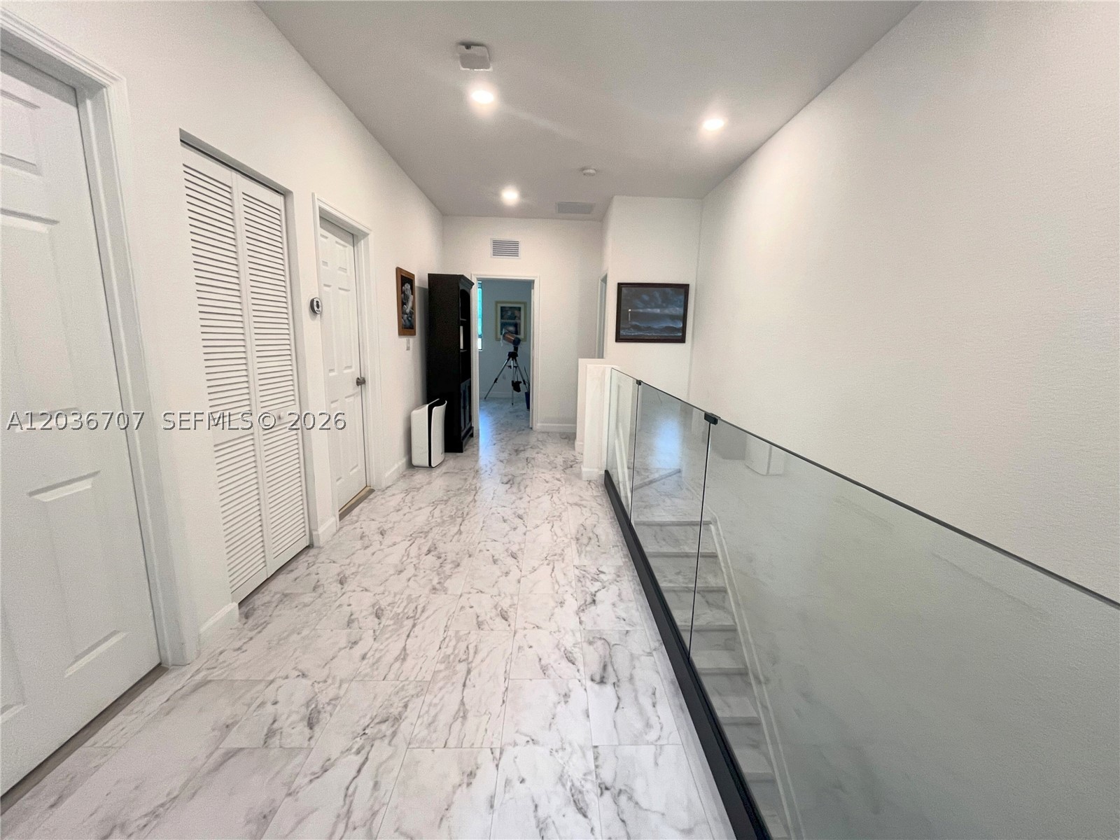 VIA VENTURA NEIGHBORHOOD - Residential