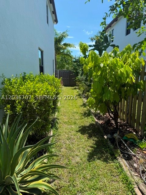 VIA VENTURA NEIGHBORHOOD - Residential