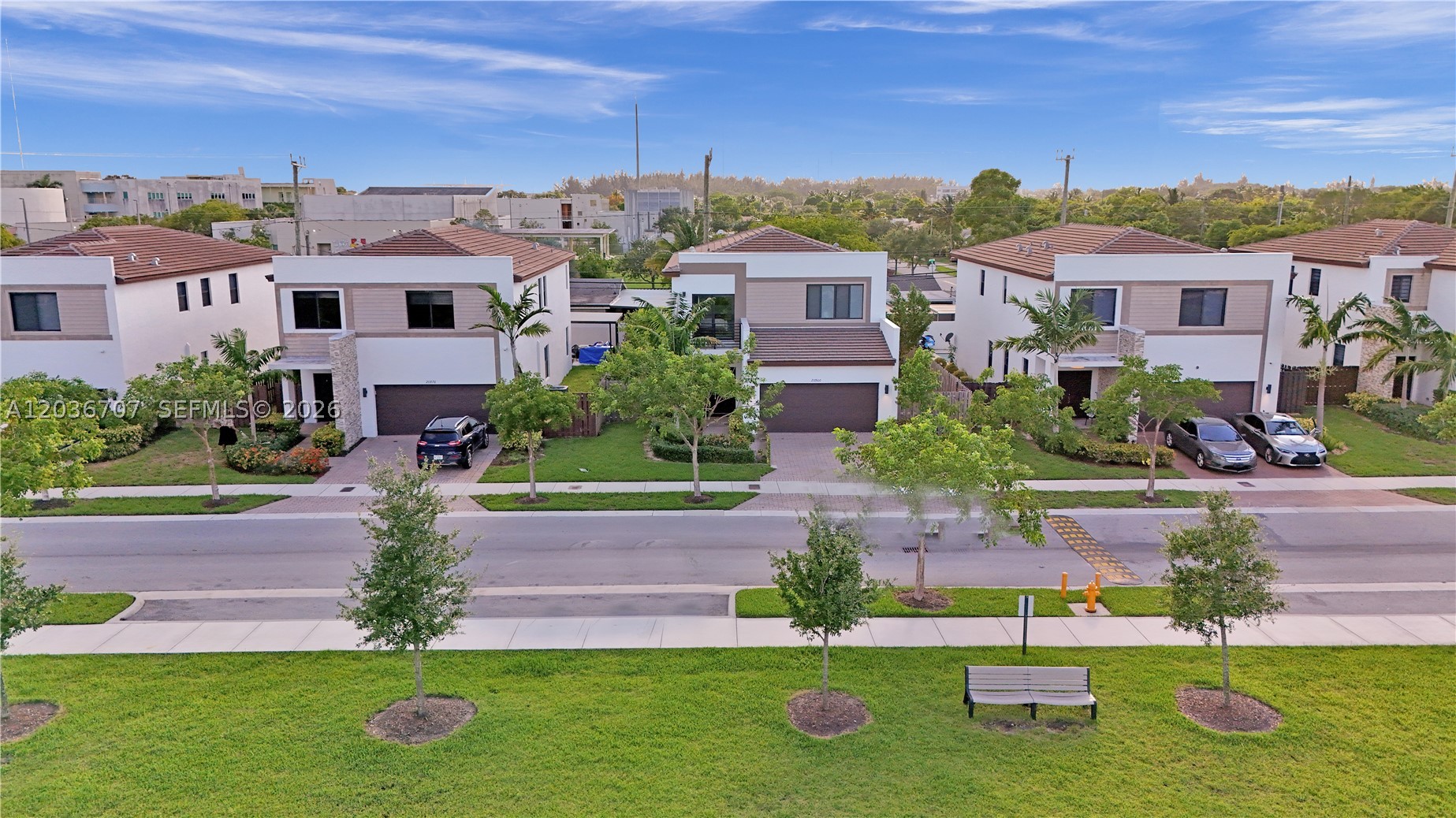 VIA VENTURA NEIGHBORHOOD - Residential