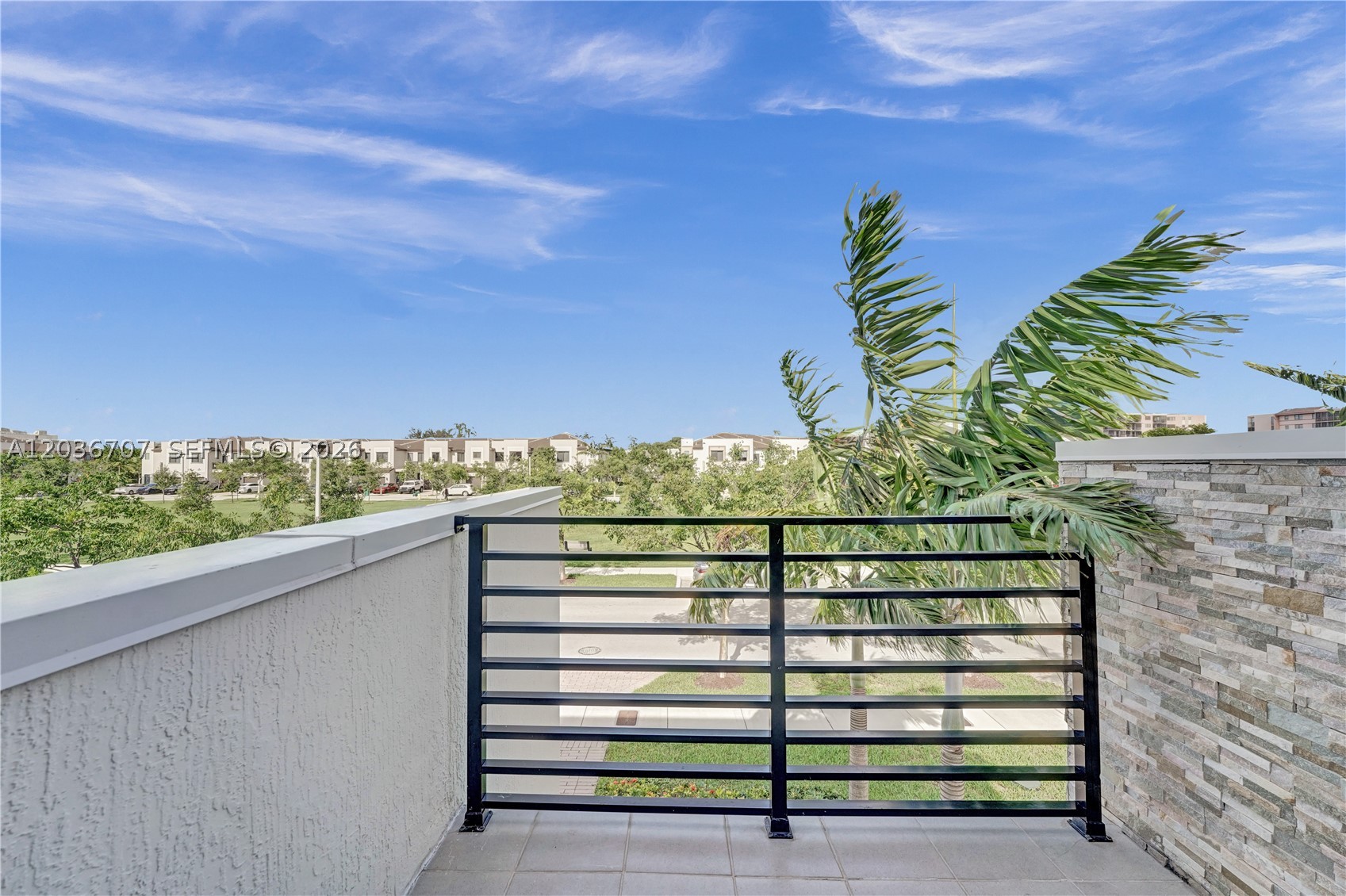 VIA VENTURA NEIGHBORHOOD - Residential
