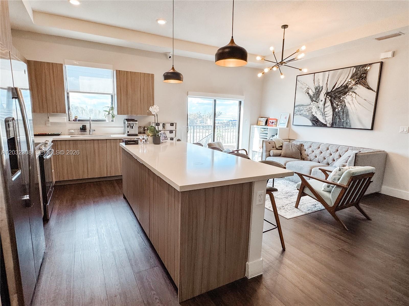 HIGHLAND AT PARK CENTRAL - Residential