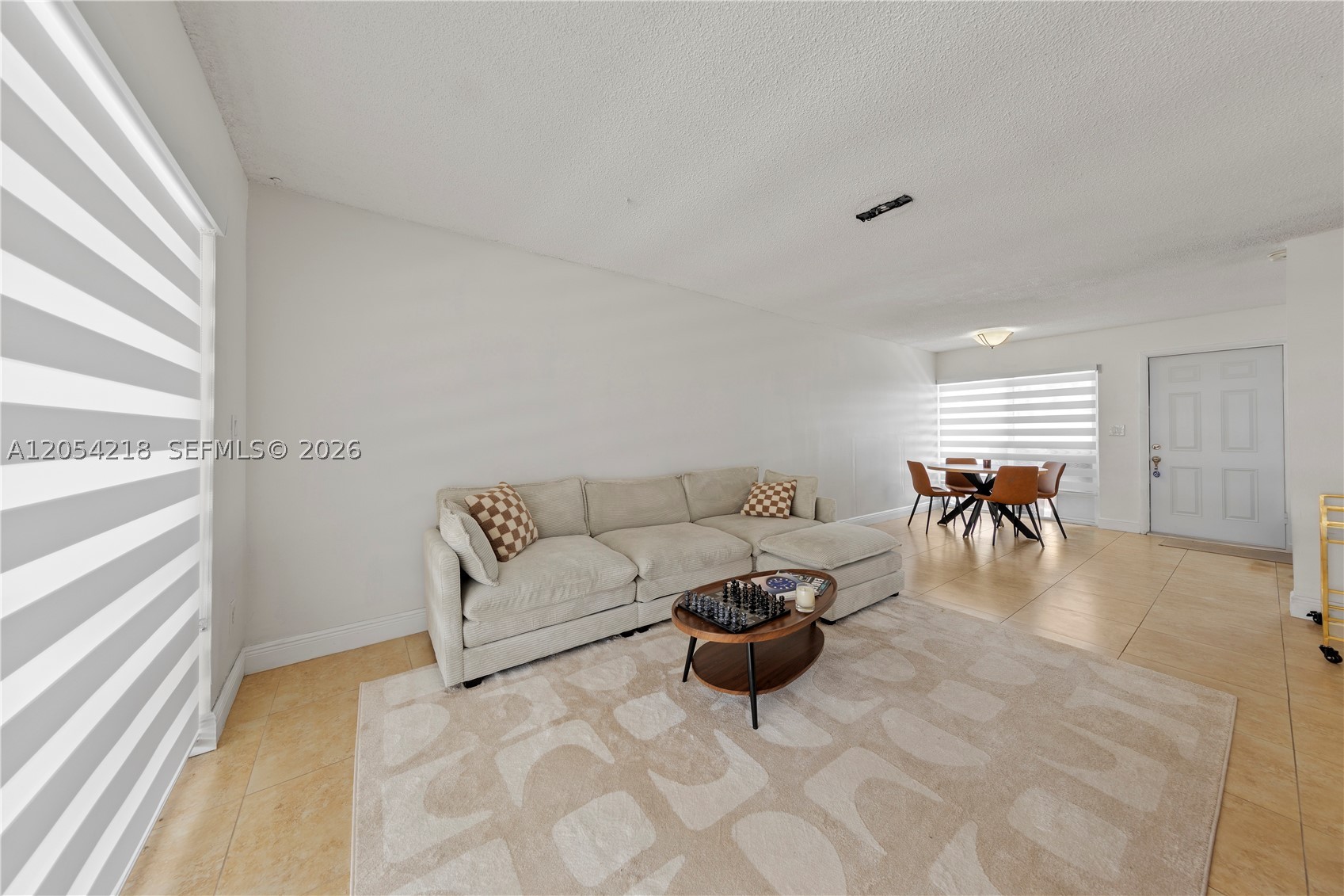 SNAPPER CREEK TOWNHOUSES - Residential Lease
