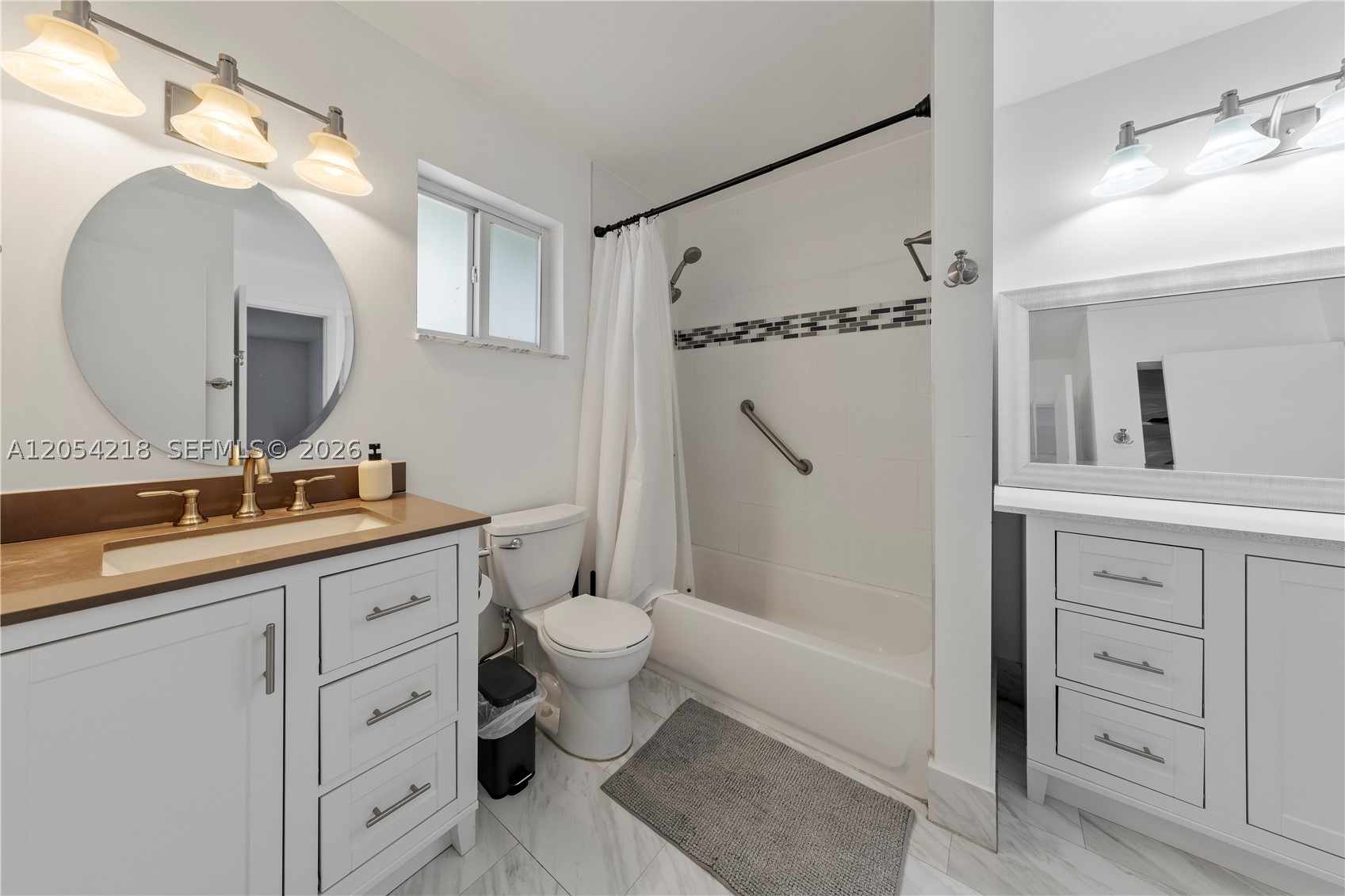 SNAPPER CREEK TOWNHOUSES - Residential Lease