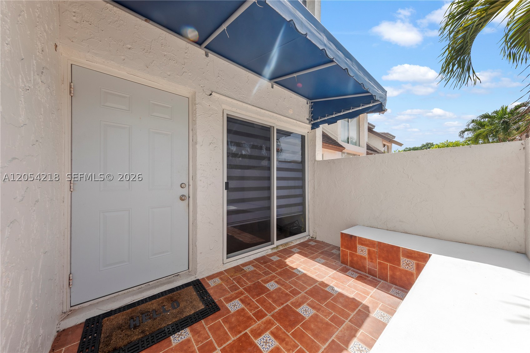 SNAPPER CREEK TOWNHOUSES - Residential Lease