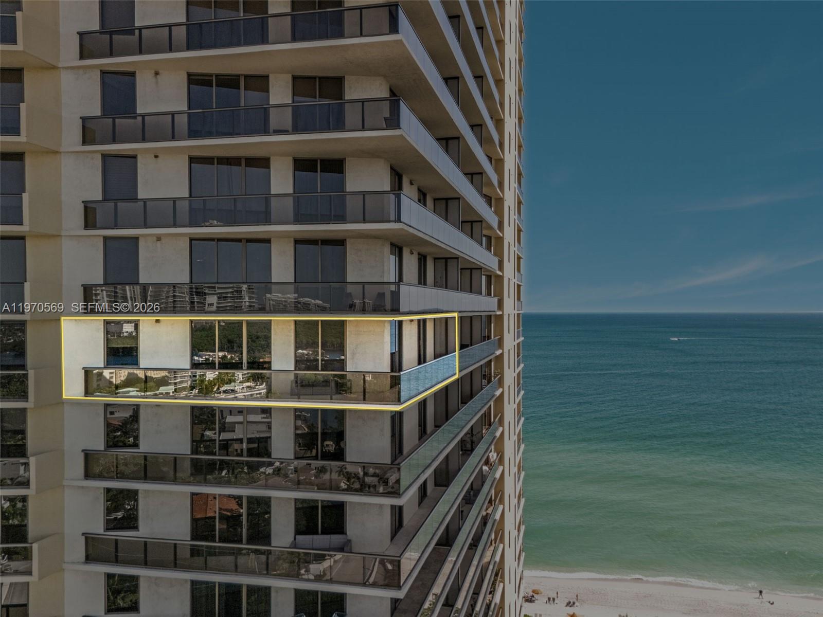 SAYAN CONDO - Residential