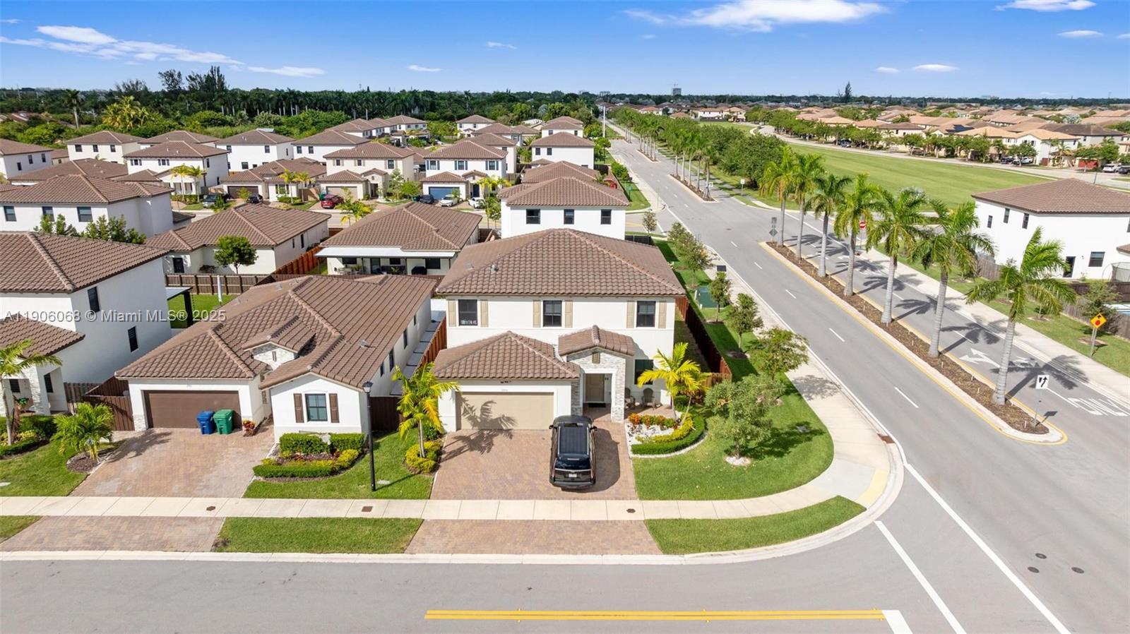 ESTATES AT SILVER PALM - Residential