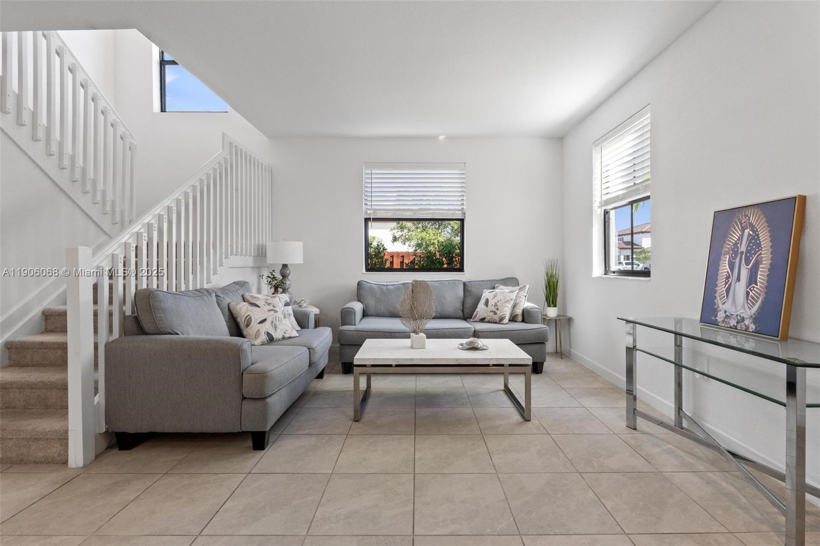 ESTATES AT SILVER PALM - Residential