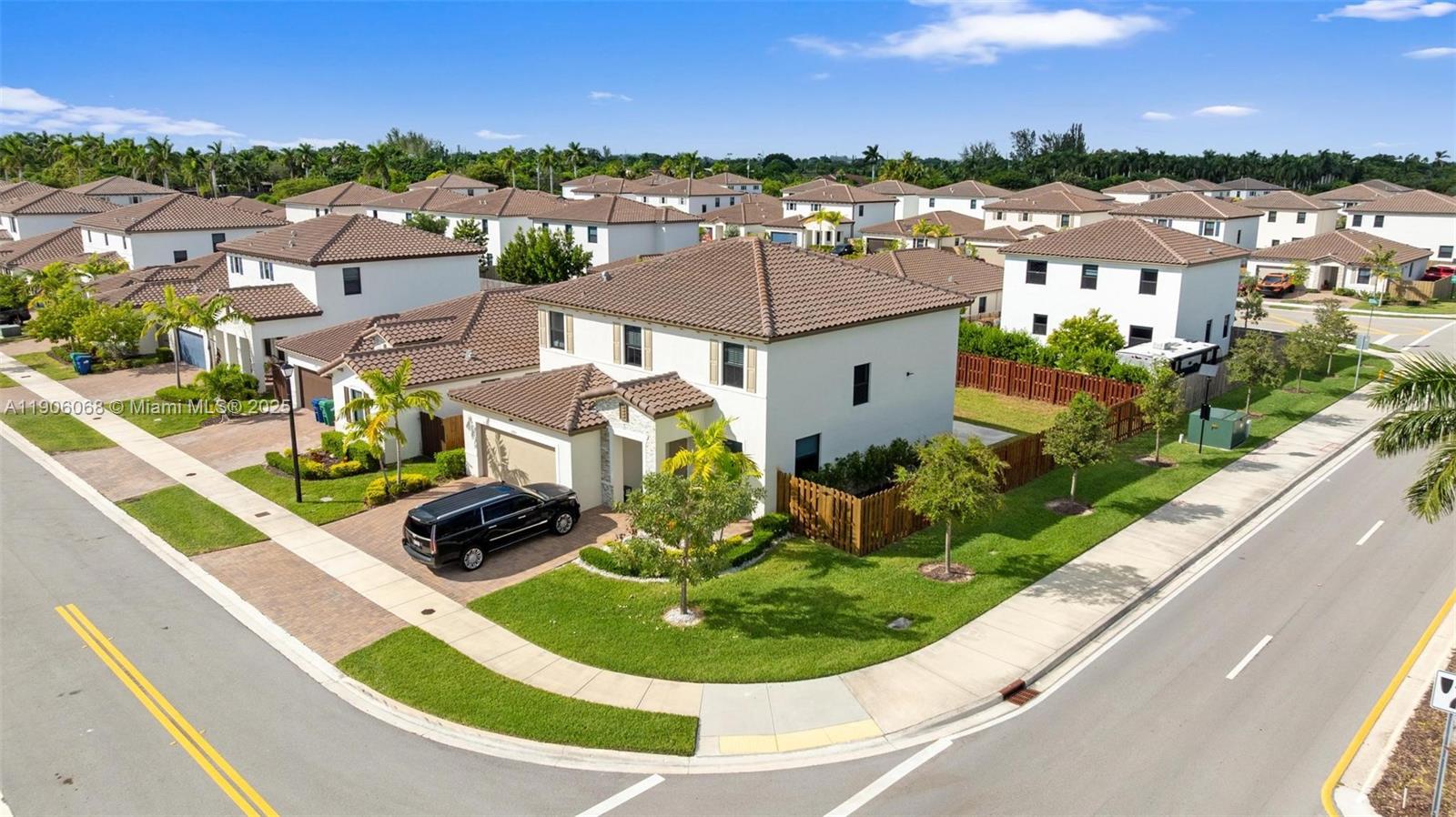 ESTATES AT SILVER PALM - Residential