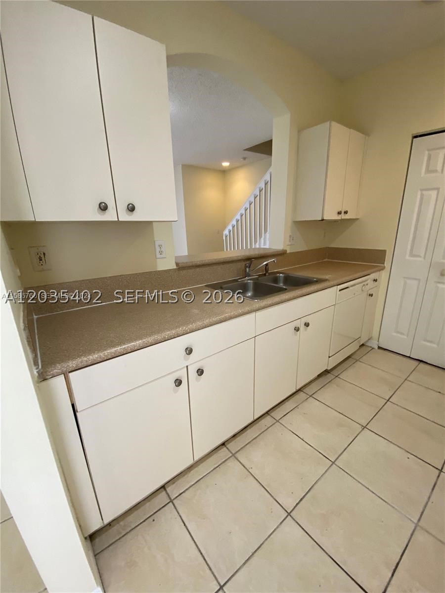 MARBELLA BAY - Residential Lease