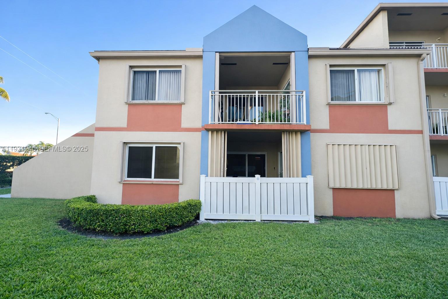 VILLA RUSTICA I CONDO - Residential
