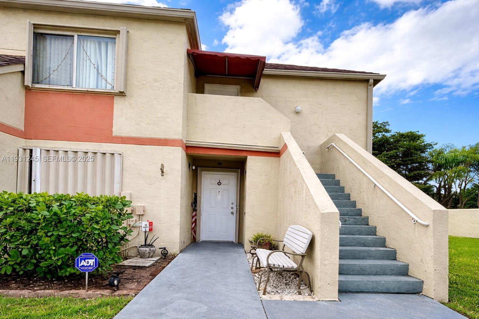 VILLA RUSTICA I CONDO - Residential