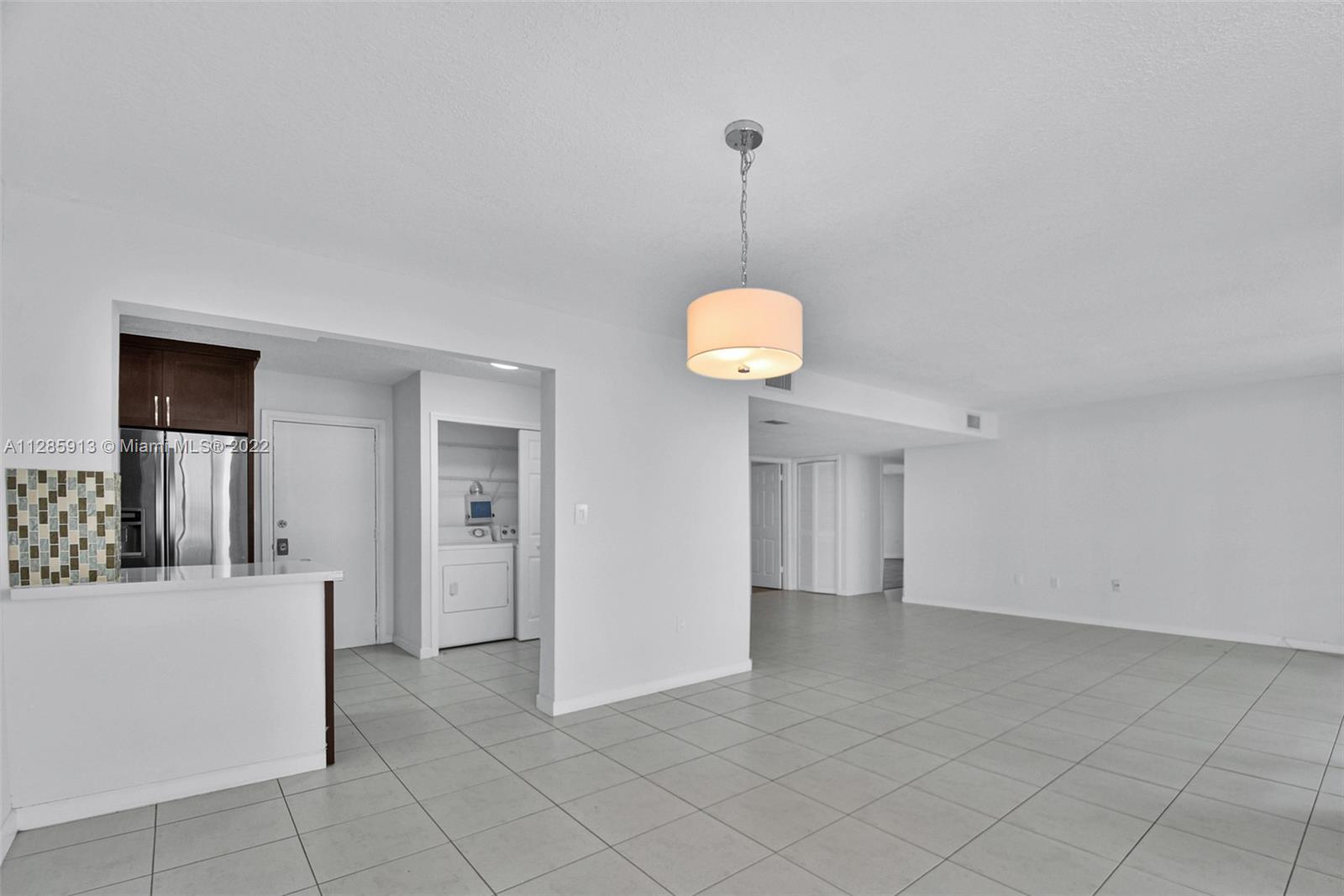 TOWERS OF KENDALE LAKES C - Residential