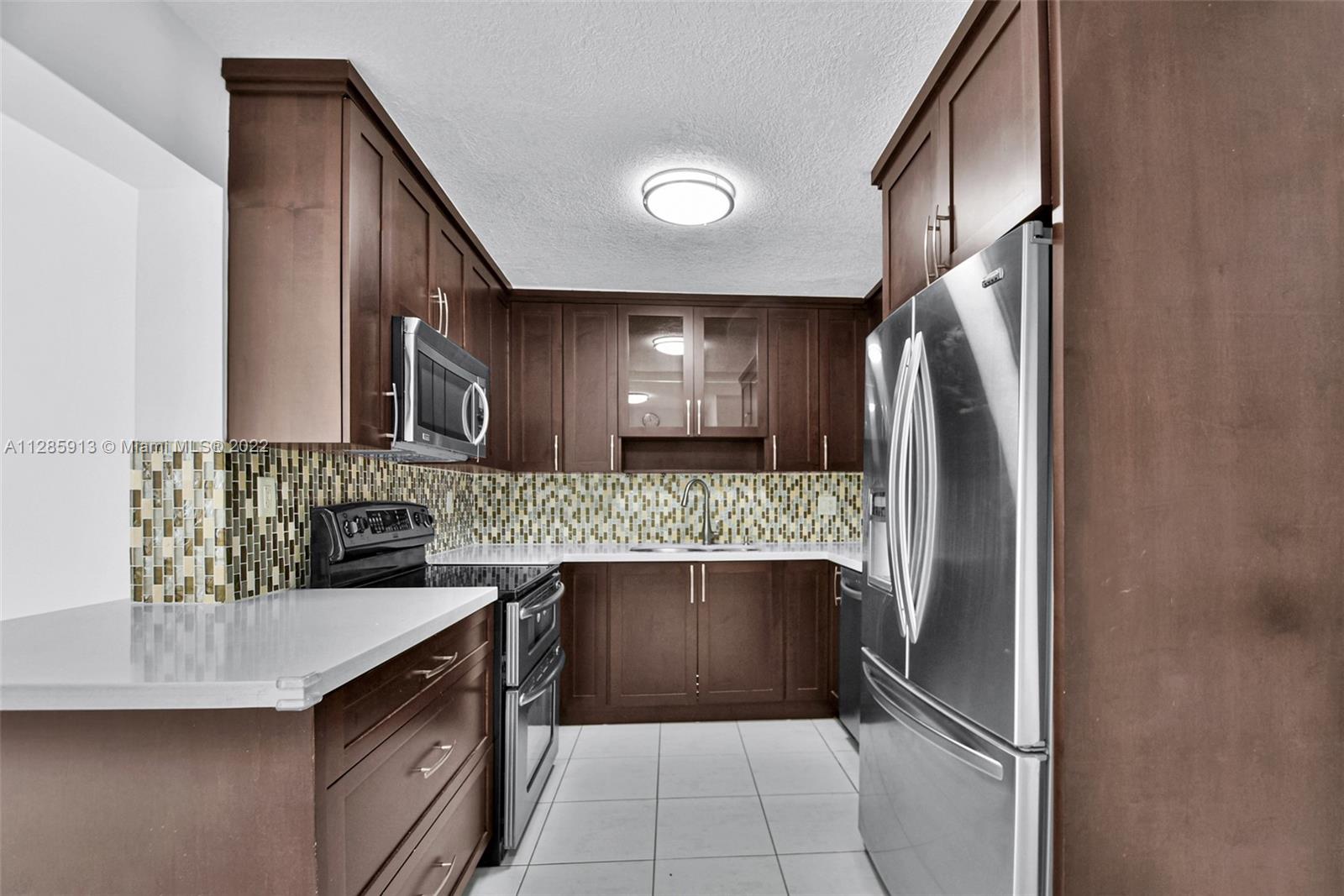 TOWERS OF KENDALE LAKES C - Residential