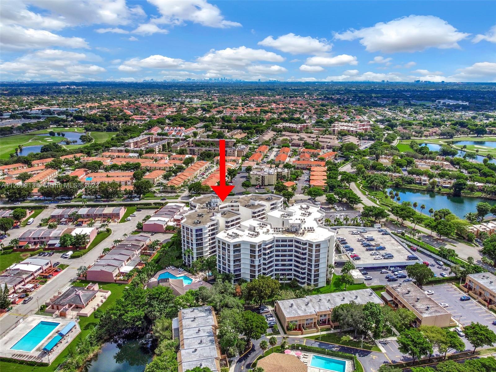 TOWERS OF KENDALE LAKES C - Residential
