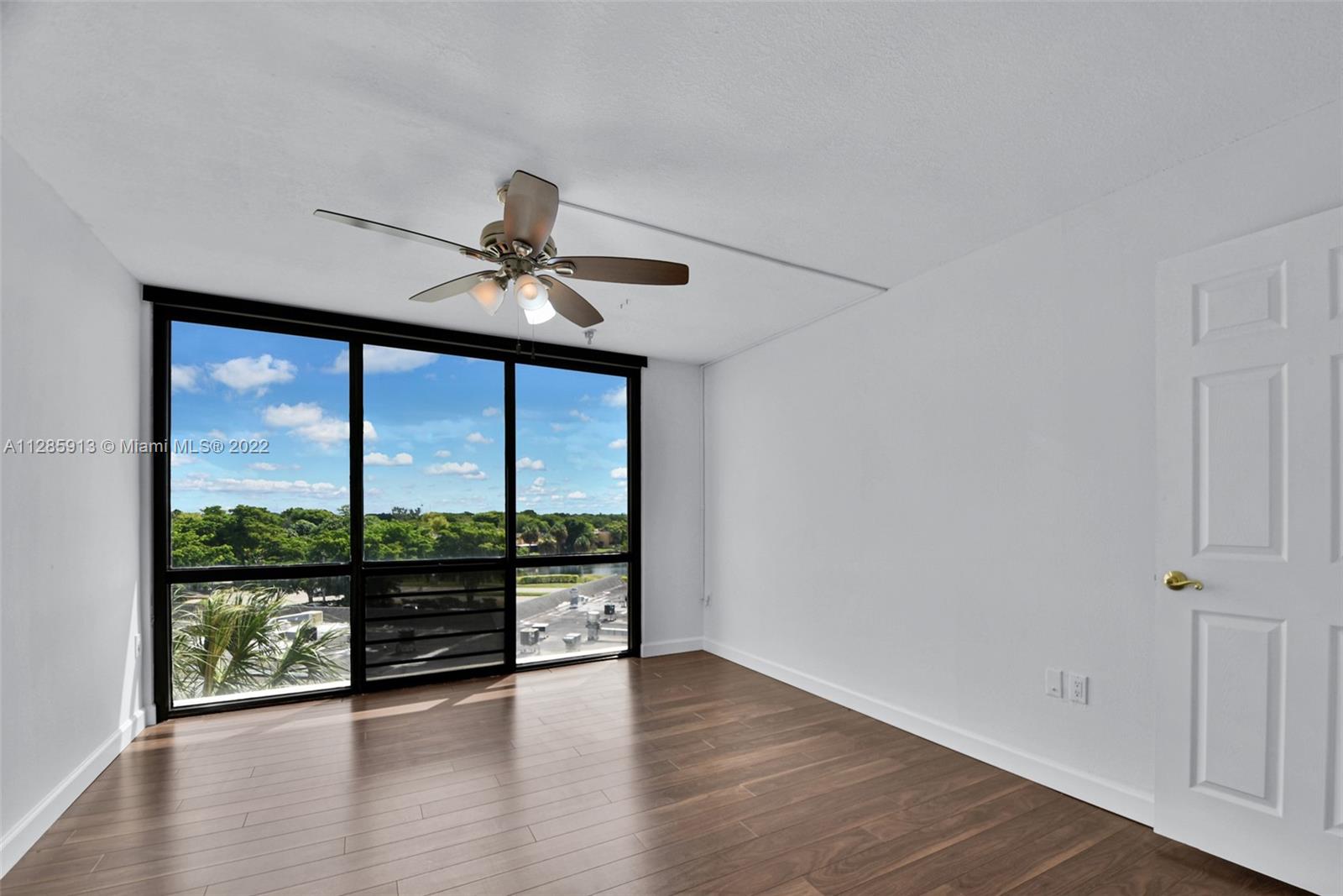 TOWERS OF KENDALE LAKES C - Residential