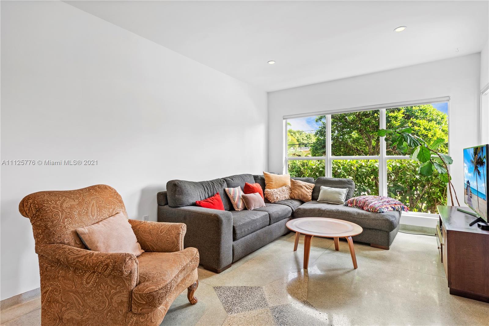 NAUTILUS EXTENSION 4TH - Residential