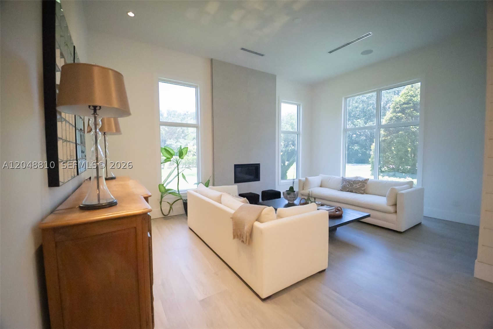 RIDGEWOOD - Residential