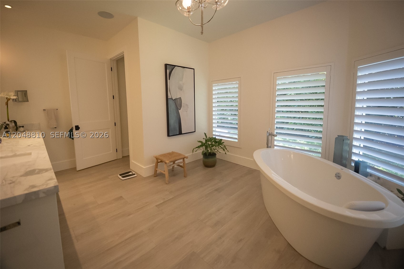 RIDGEWOOD - Residential