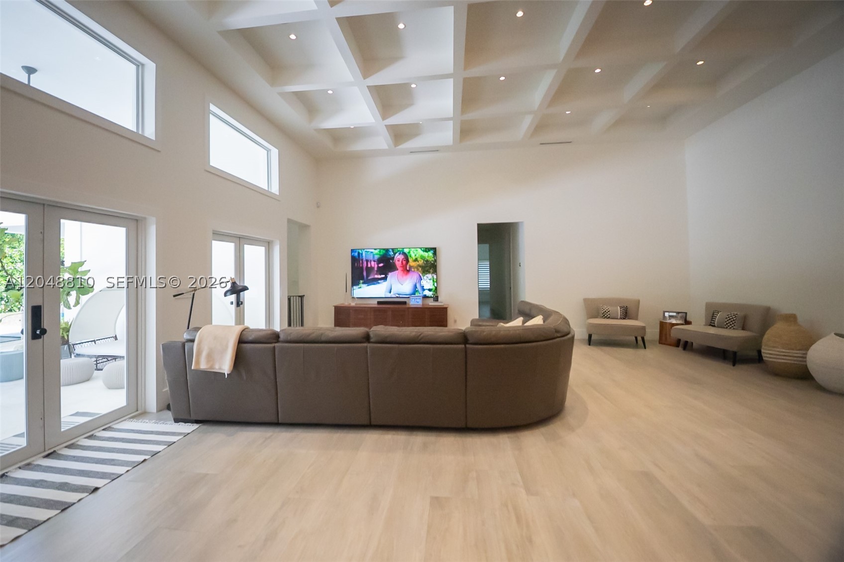 RIDGEWOOD - Residential