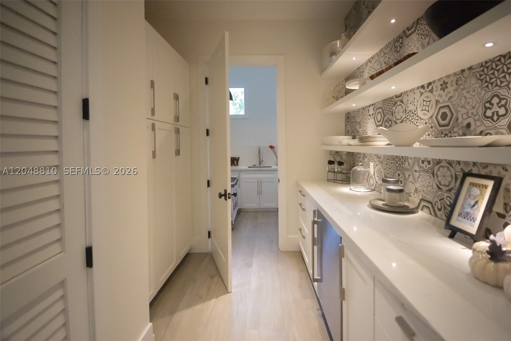 RIDGEWOOD - Residential