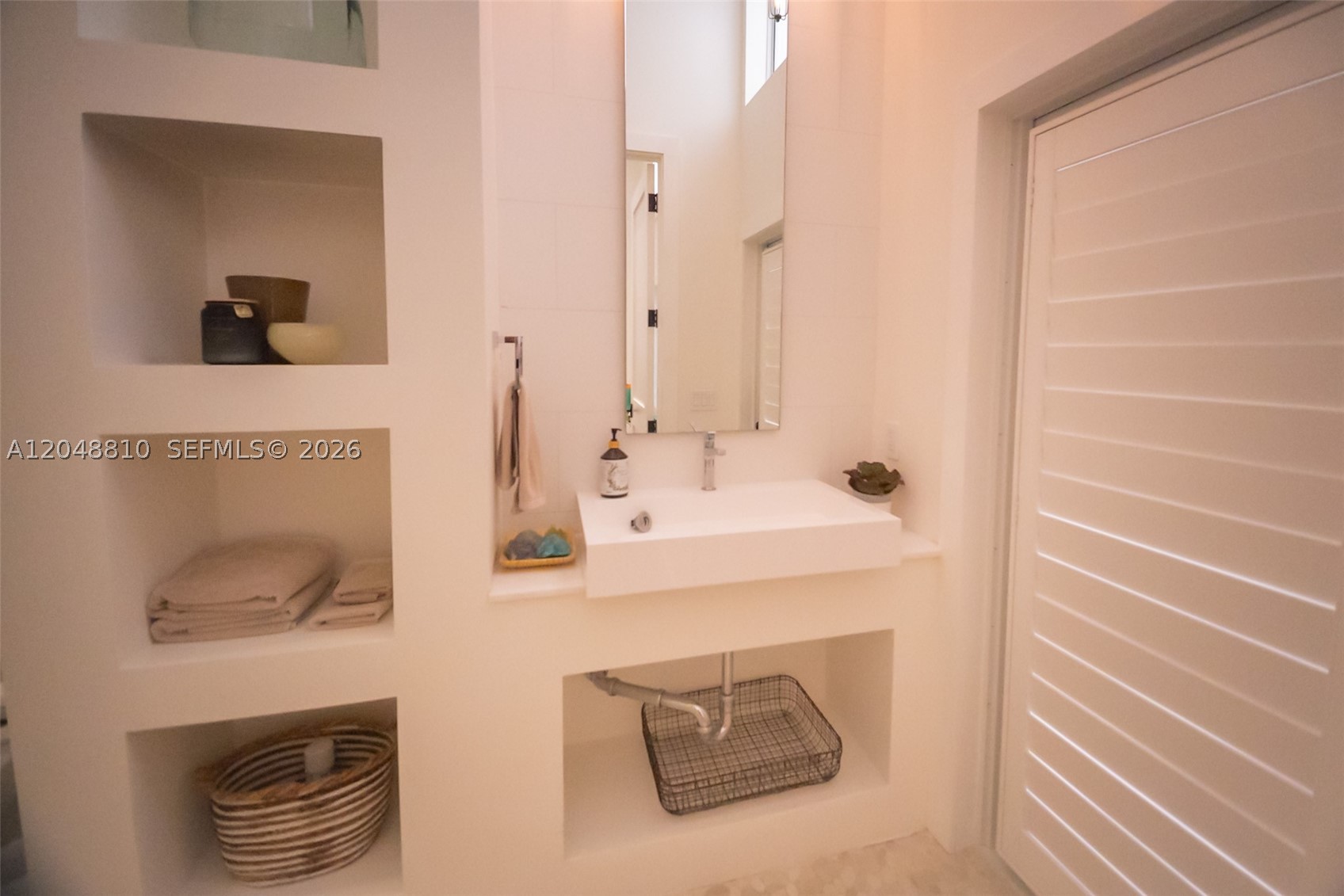 RIDGEWOOD - Residential