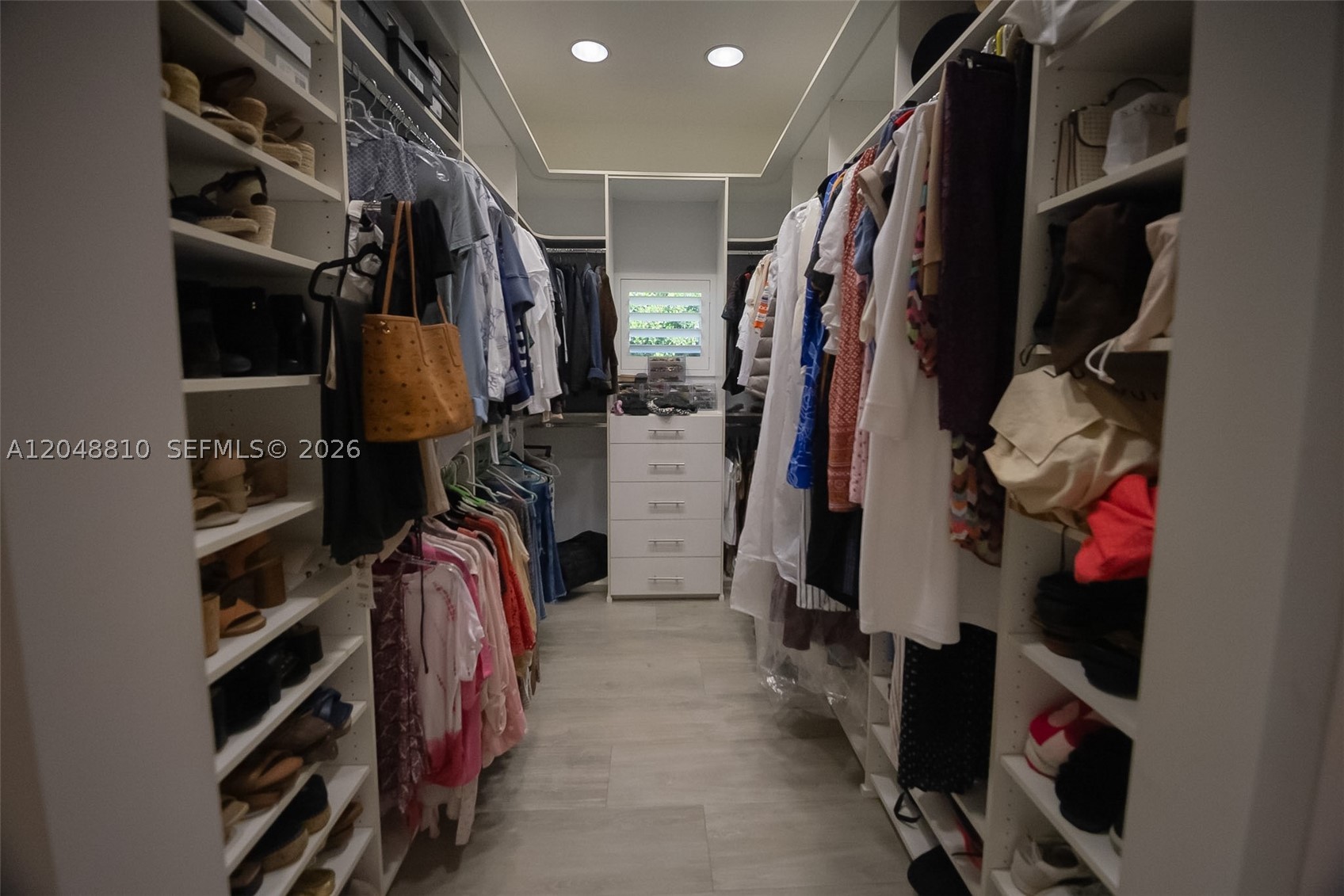 RIDGEWOOD - Residential