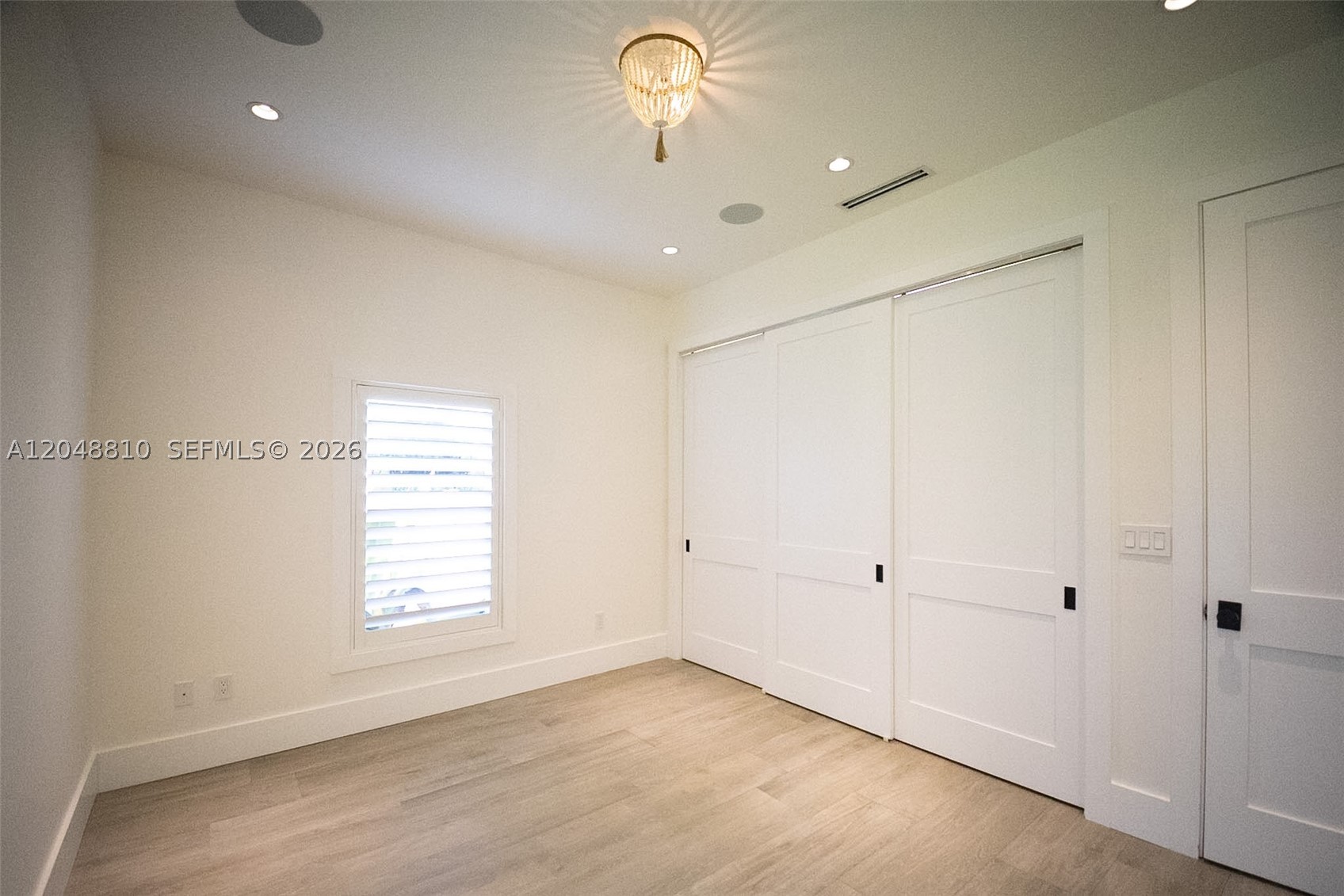 RIDGEWOOD - Residential