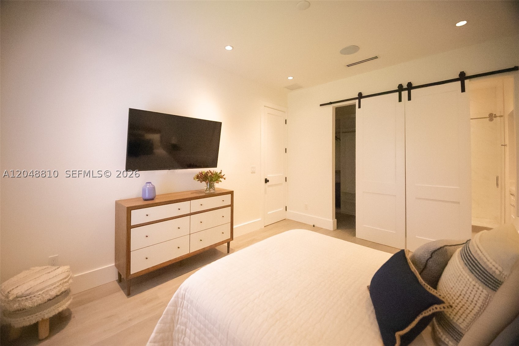 RIDGEWOOD - Residential