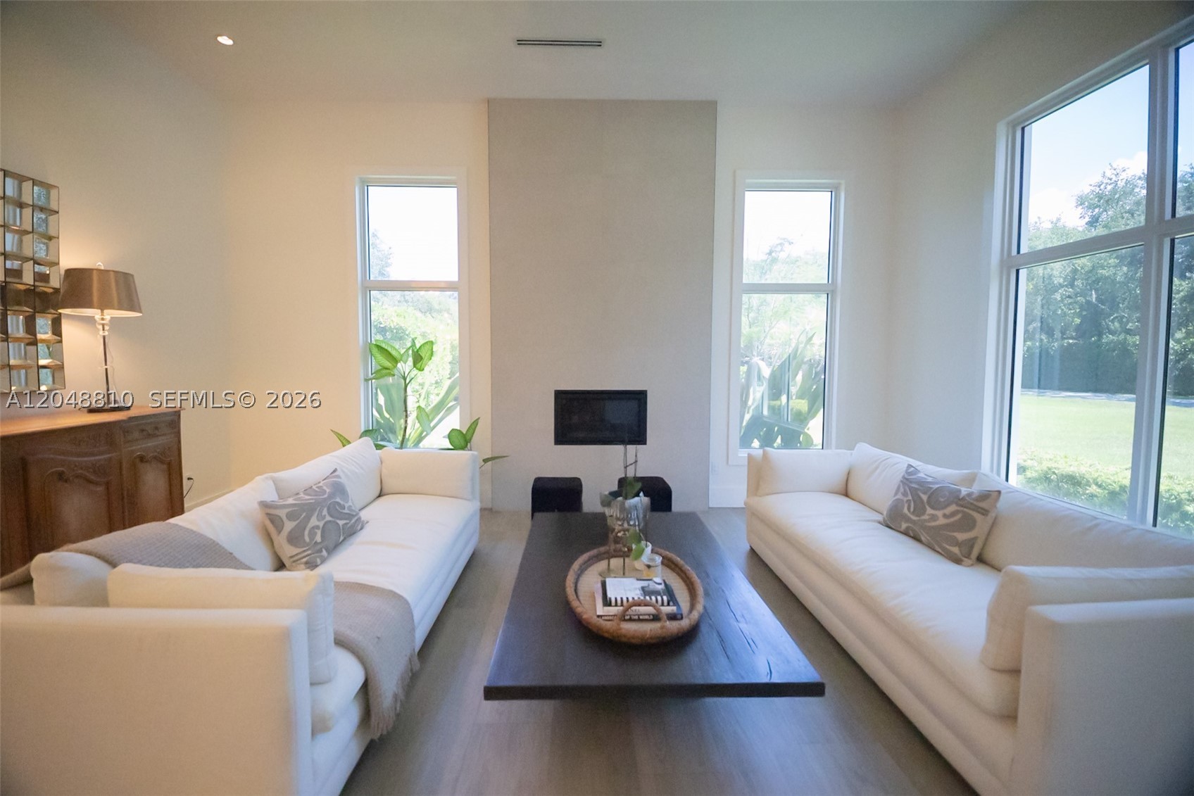 RIDGEWOOD - Residential