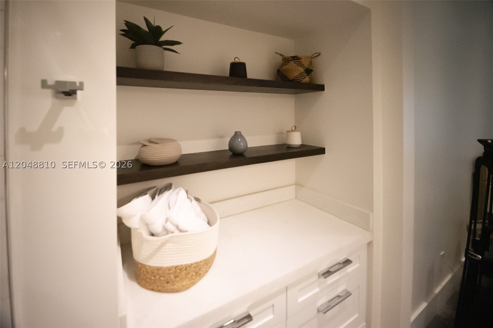 RIDGEWOOD - Residential