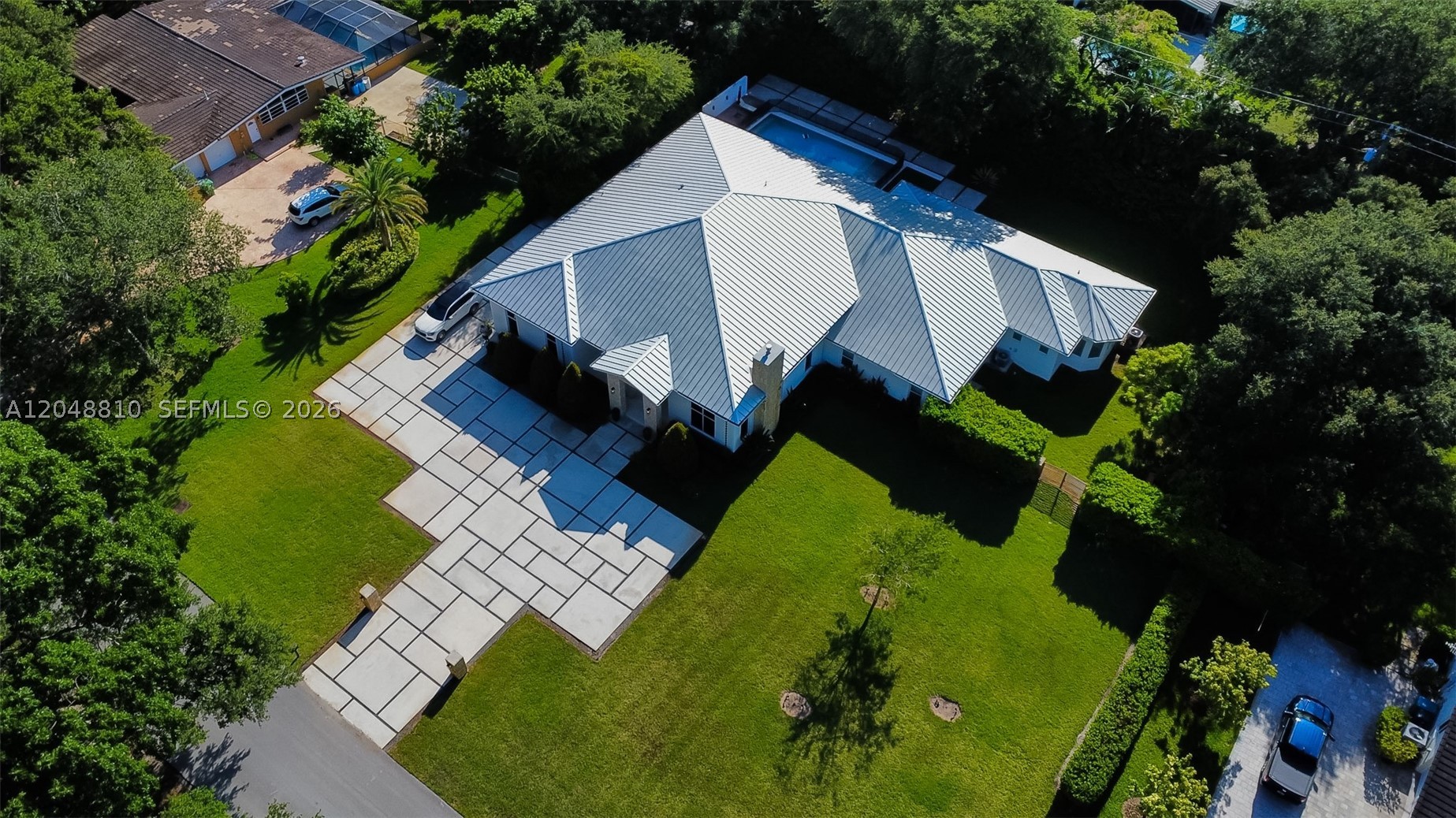 RIDGEWOOD - Residential